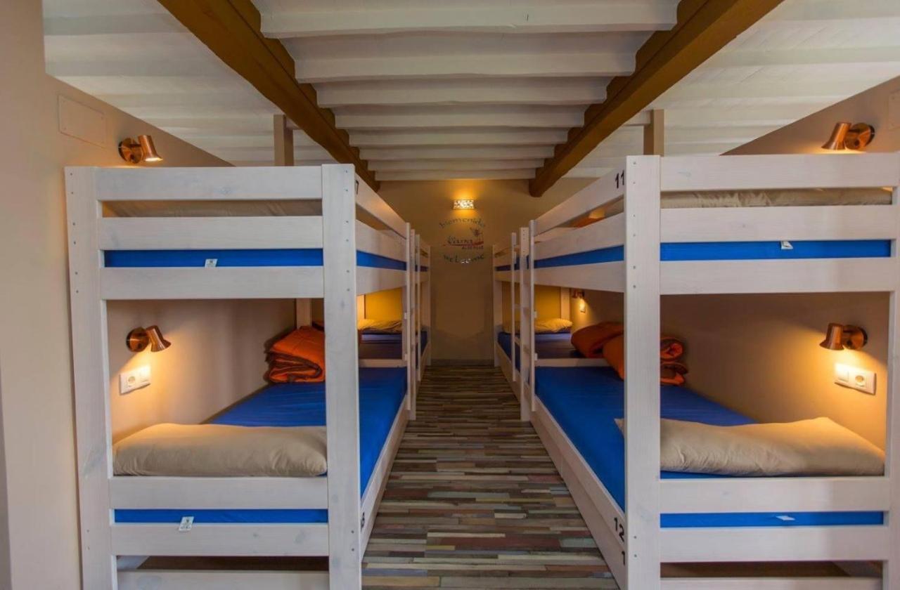 Albergue La Xana ลาการีดัด ภายนอก รูปภาพ
